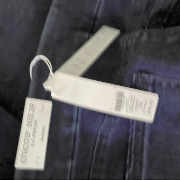 Chico’s Jeggings w/ stunning rhinestone and embroidery details at hem sz 12 NWT - Picture 5 of 5